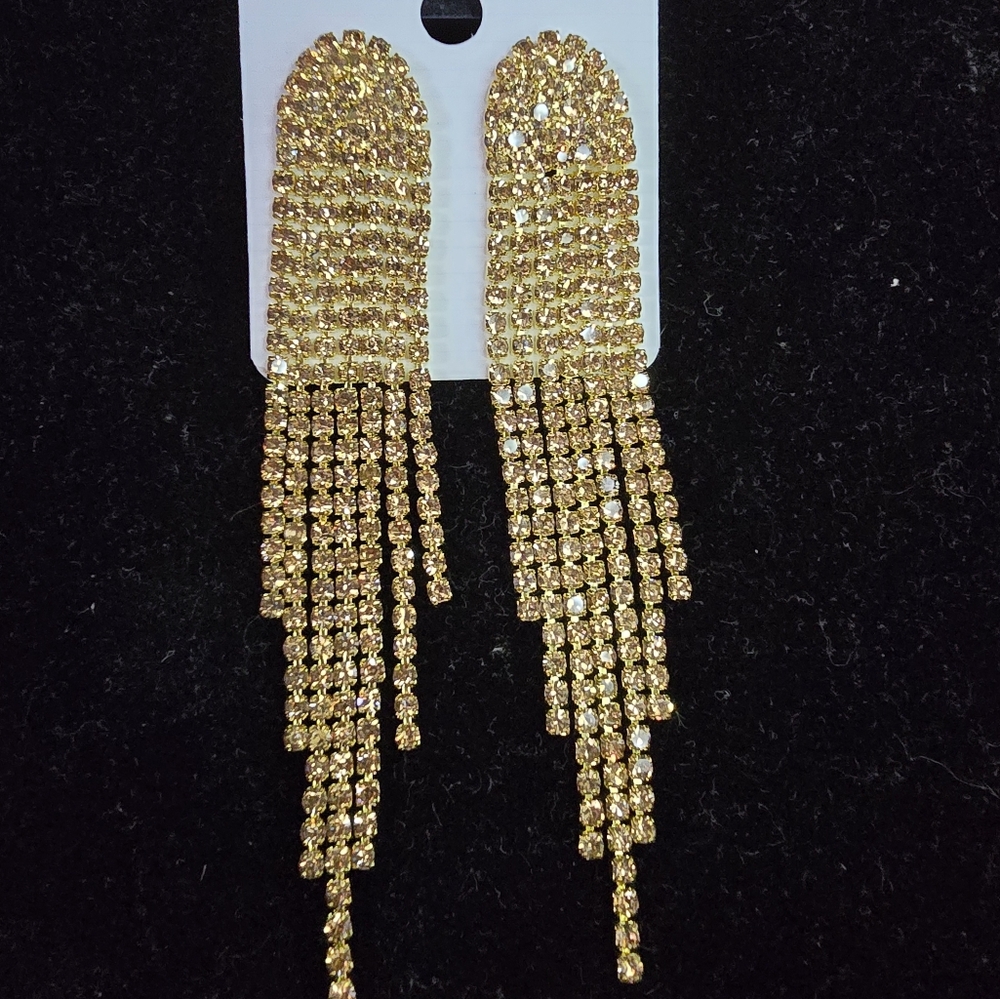Earrings - Picture 2 of 5